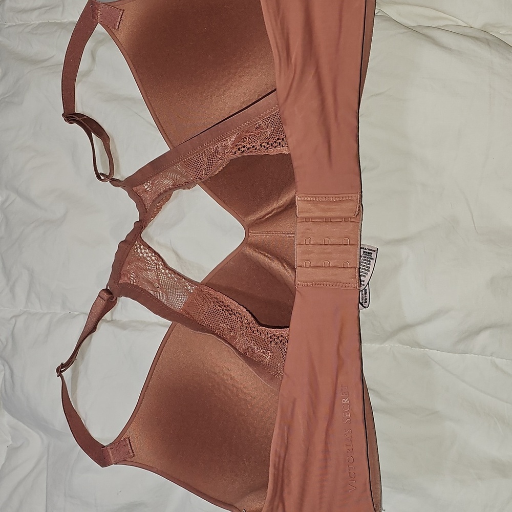 Victoria's SecretNo Wir3 Bra. Womens Sz 36DD